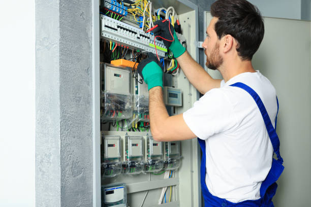 Best Licensed Electrician  in Brewster Hill, NY